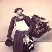26. Продавец игрушек. Фотогарфия из серии «Русские типы» фотографа У. Каррика. 1860-е годы