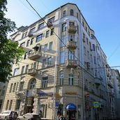 16. Доходный дом И.М. Коровина. Построен в 1912-1914 годах архитектором И.Т. Кондратенко