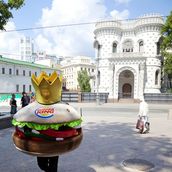 3. Рассказ об особняке интересен даже «королям»
