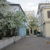 9. Прекрасный дворик на Пятницкой улице