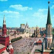 5. Вид на Никольскую башню с Угловой Арсенальной. Фотография 1970-х годов