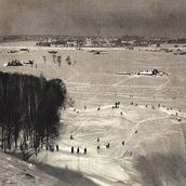 2. Вид Москвы с Воробьевых гор. Фотография 1920-х годов