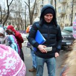 71. Денис за всеми следит