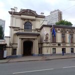 5. Особняк Казакова-Дункер-Цейтлина XIX века. Теперь здесь посольство республики Кипр