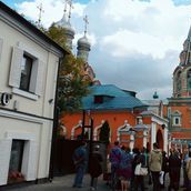 4. Великолепная церковь Григория Неокесарийского XVII века – яркое украшение Полянки