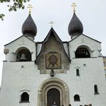 4. На территории Марфо-Мариинской обители сестер милосердия