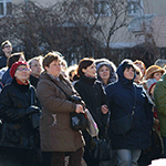 8. Зрители смотрят, словно завороженные…