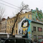 9. На доме № 5 по Сретенке изображение архитектора-авангардиста И.И. Леонидова