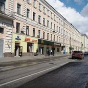 11. На месте дома № 9 по Маросейке в XVII веке располагалось Малороссийское подворье (отсюда и название улицы) 