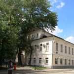 32. А это (ни больше, ни меньше) дом Самсона Силыча Большова