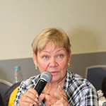 18. Люди разных возрастов со всей России