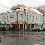 Угол Пятницкой и Климентовского переулка