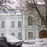 17. Потрясающий по красоте барочный дворец Долгоруковых в одном из двориков Покровки