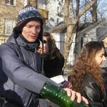 Кисель на домашней смородине. Тетушка Ненила пила кисель да хвалила! А дядюшка Елизар все пальчики облизал!